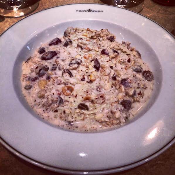 best bircher muesli in London, best bircher mueslis in London, bircher muesli, overnight oats, healthy breakfast, bestbreakfastslondon, best breakfast london, breakfast london, brunch london, best brunch in london, brunch spots, where to have brunch london, gluten-free breakfast london, london brunch